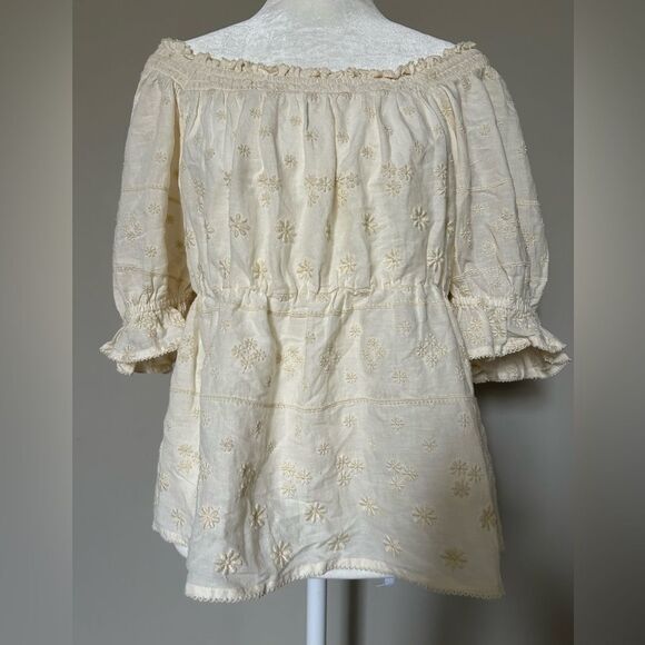 Old Navy Women’s Cream Floral Off the Shoulder Peasant Blouse Top Size Small - Picture 1 of 9